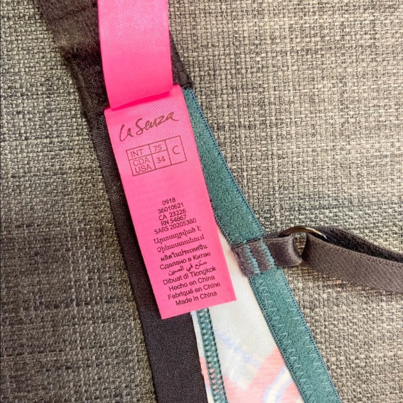 ‼️CLEARANCE SALE‼️ Women’s La Senza Remix Collection Red and Green Plaid Bra - Picture 4 of 7